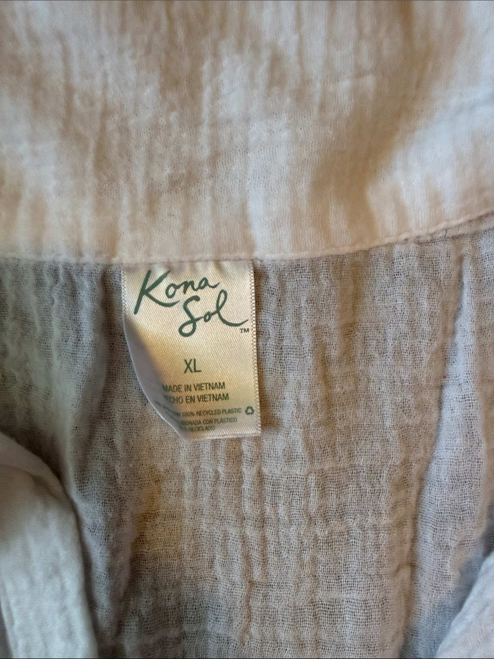 Kona Sol button down - Picture 2 of 5